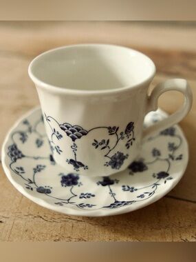 Churchill Staffordshire England Cup & Saucer